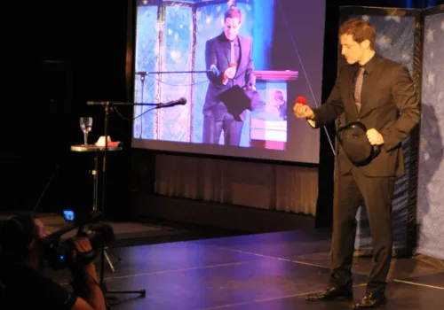 Meilleur magicien pour événements d'entreprises dans le Nord-du-Québec